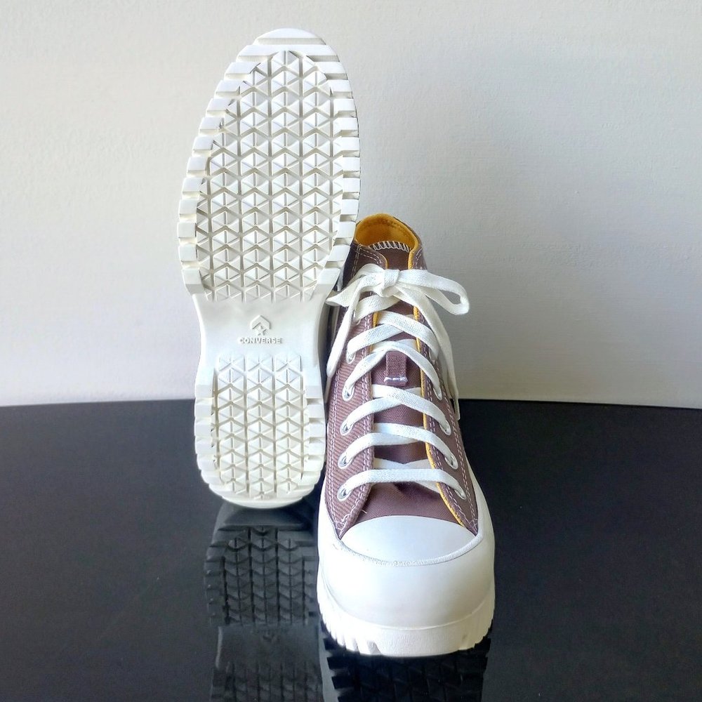Converse Women's CTAS Lugged 2.0 HI Platform Canvas Sneaker in Lovely Squirrel - Picture 12 of 13